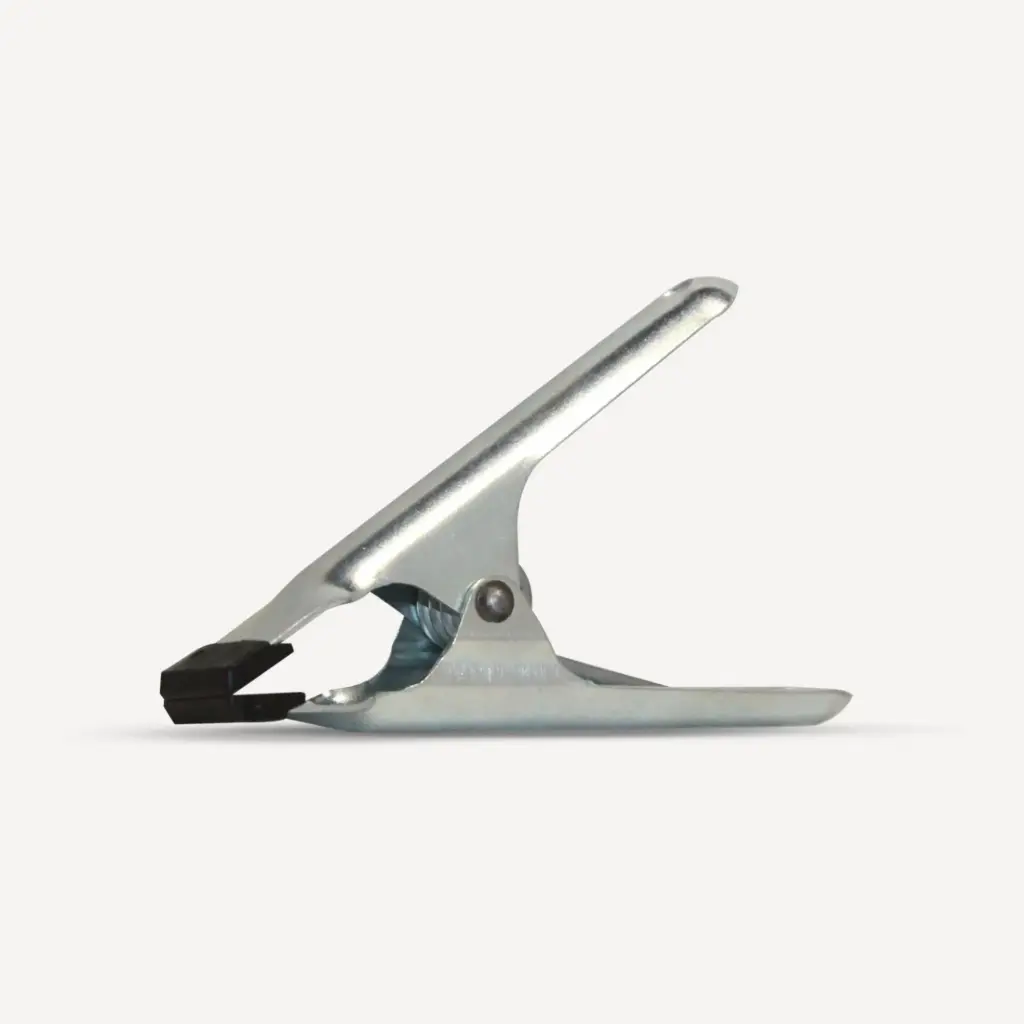 [011033] PINCE DE FIXATION POUR LIME