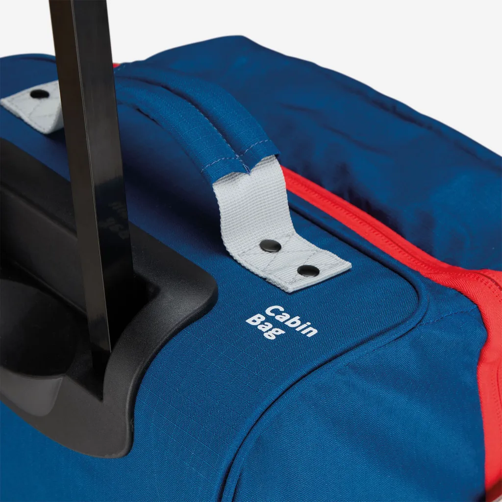 DKPAS01_SPEED_CABIN_BAG_PNG_07.webp