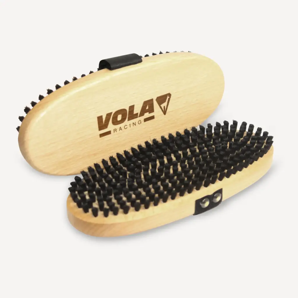 BROSSE VOLA OVALE RACING CRIN CHEVAL