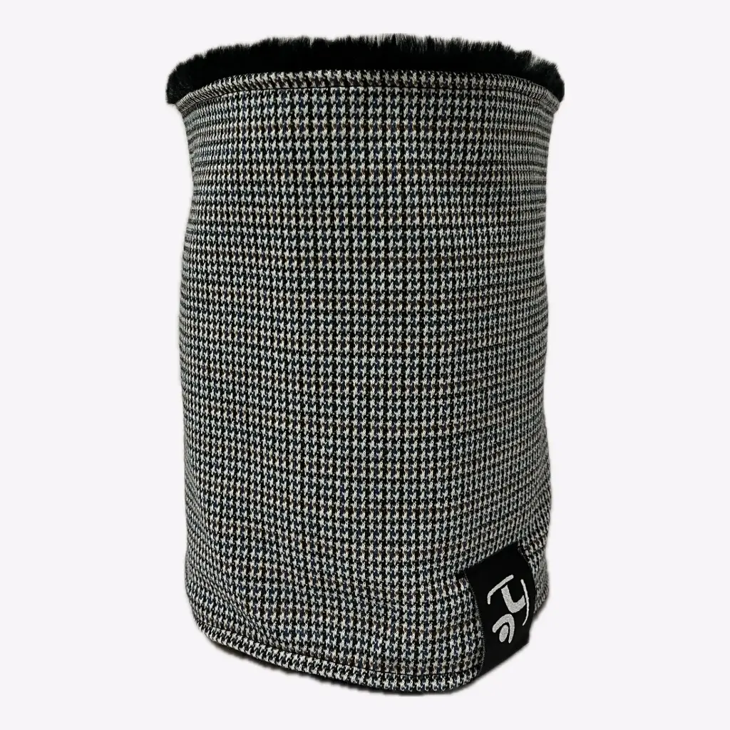 [2449.062.056] ARTIKA NECKIES BLACK WHITE PDP